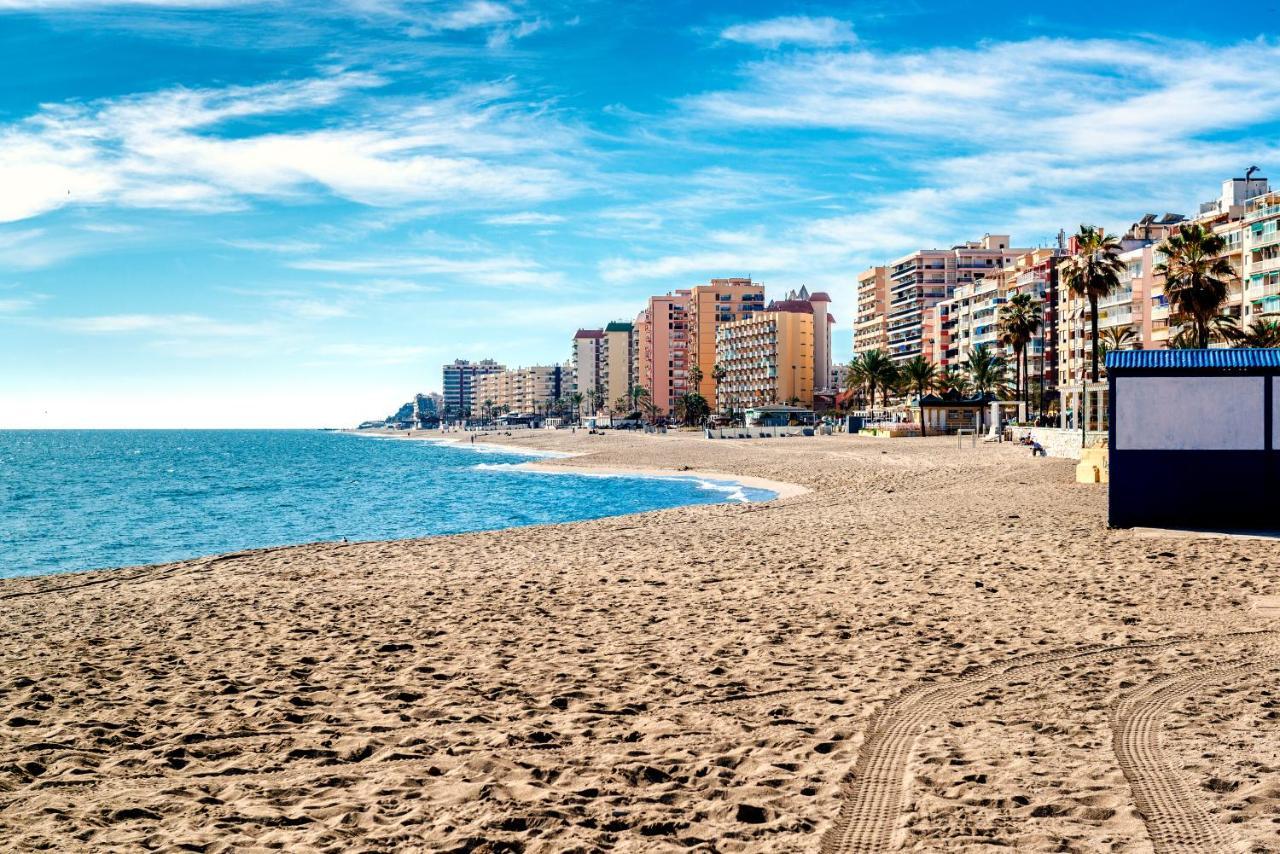 Top Floor Fuengirola Park Apartment With Parking Bagian luar foto